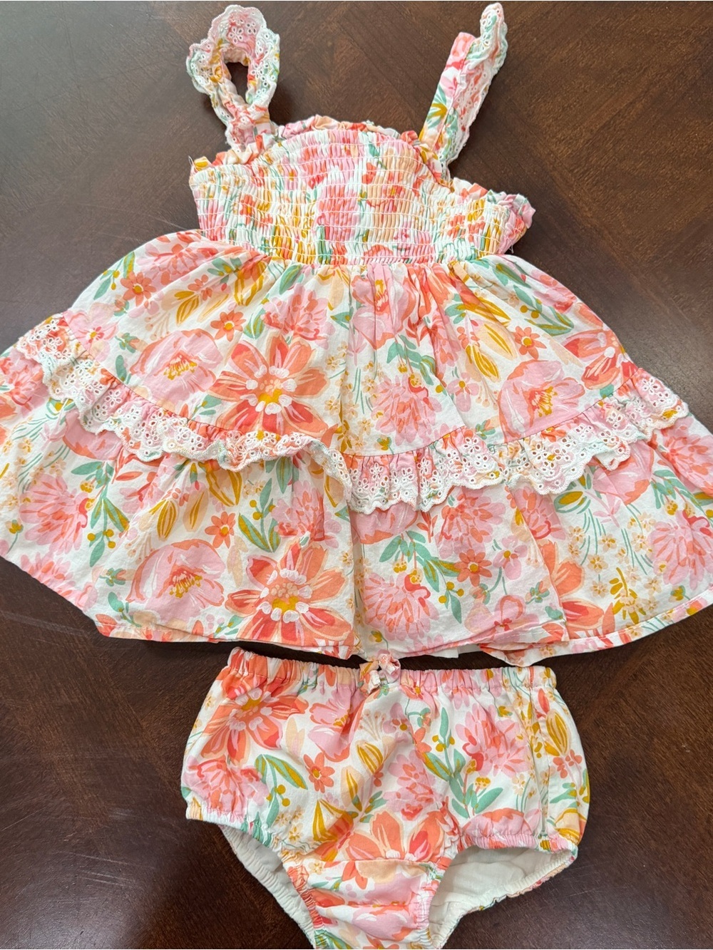 Haute Hippie Baby Girl Floral Smocked Dress and Bloomers Set Sz 12M